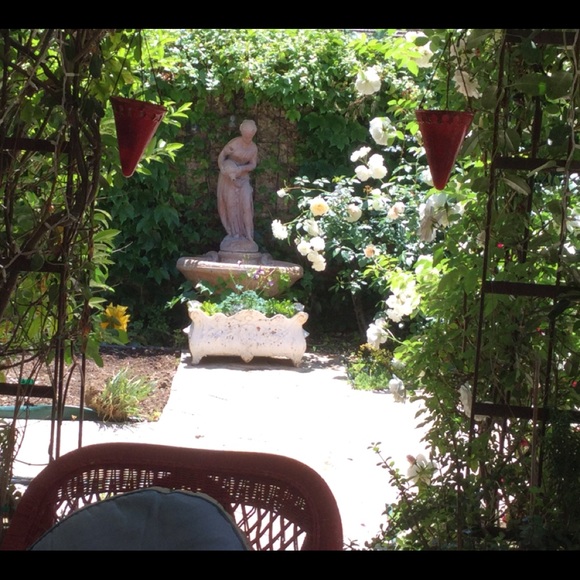 Meet your Posher, Zohreh - Picture 1 of 1